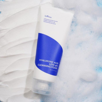 Hyaluronic Acid Low pH Cleansing Foam